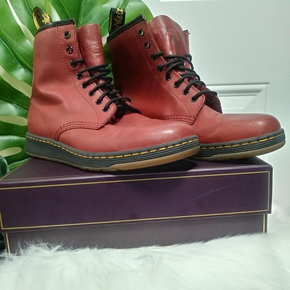 dr martens newton red